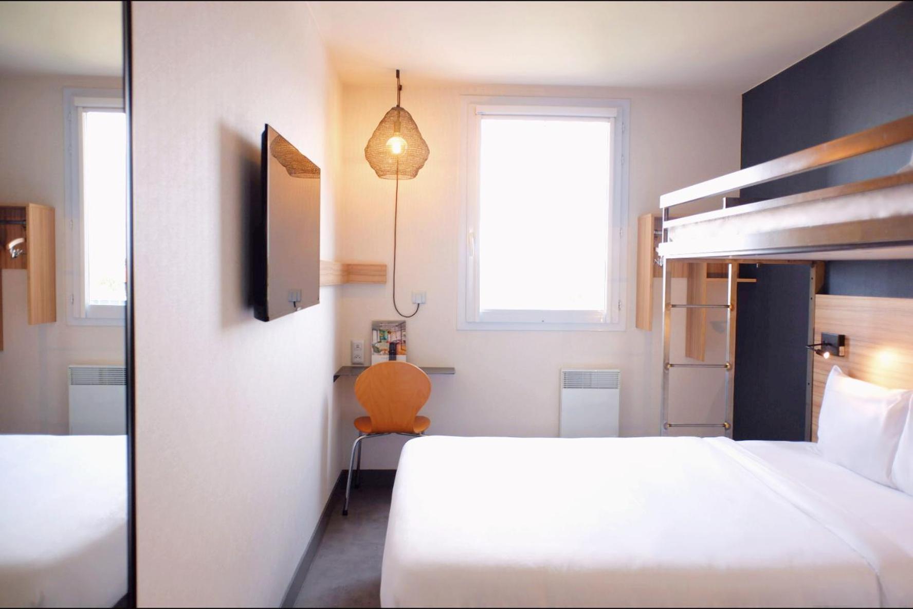 Ibis Budget Paris Porte De La Chapelle - Arena Exterior photo
